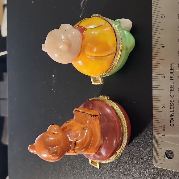 Antique Jewelry Bear Shape Holder - Picture 5 of 5